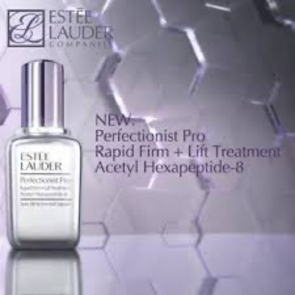 Estée Lauder
Perfectionist Pro Rapid Firm + Lift Treatment - Picture 7 of 16